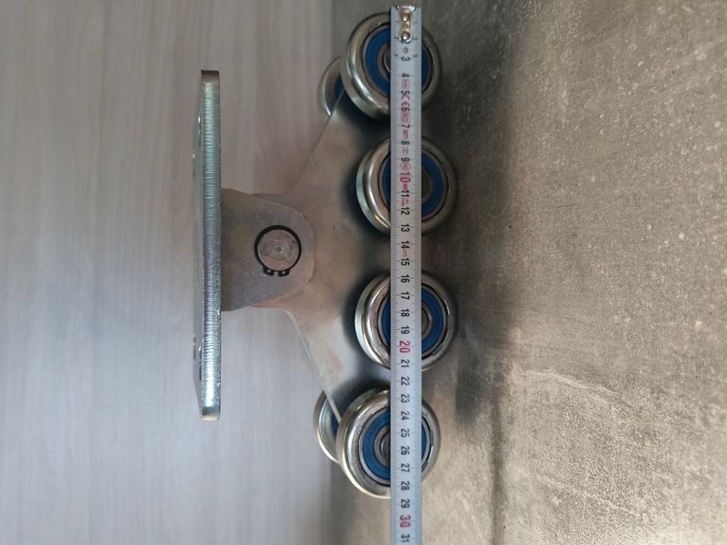 Cărucior cu 8 rulmenți pentru kitul Gospodar 800 00038 foto Cărucior cu 8 rulmenți pentru kitul Gospodar 800 00038 foto