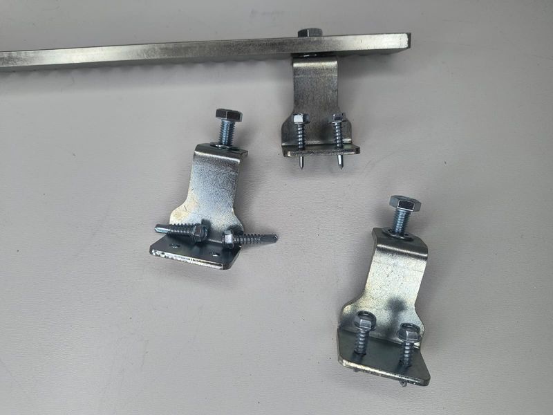 Suport prindere fara sudură cremalieră metalică 00048 foto Suport prindere fara sudură cremalieră metalică 00048 foto